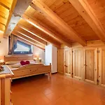 Maison Sylvie Pila *