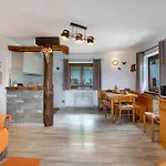 Maison Sylvie Pila Lägenhet *