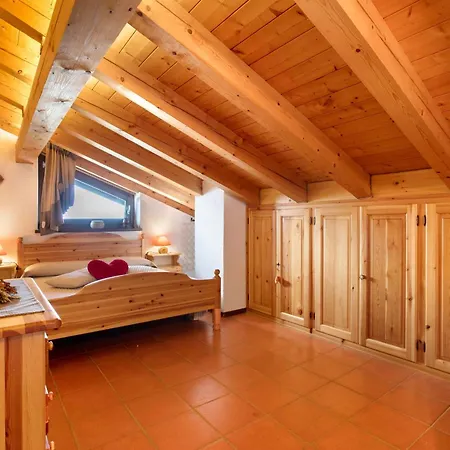 Maison Sylvie Pila *